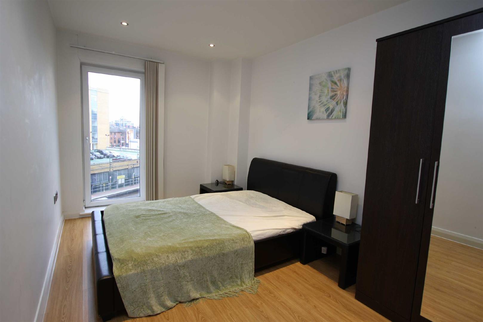 XQ7, Taylorson Street South, Salford Quays